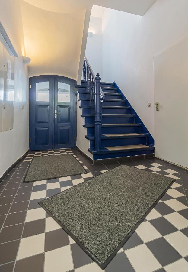 Modernes Apartment - Zentral, Ruhig, Wlan, Netflix, Kueche, Schreibtisch, Parkplatz, Waschtrockner Cottbus Eksteriør billede